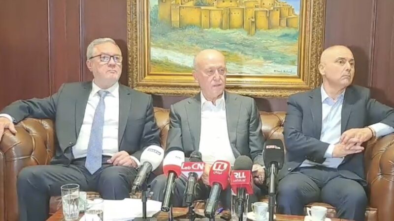 “الجبهة السيادية من أجل لبنان” : زمن فرض الإرادات بالقوة قد انتهى ولا التهديد ولامحاولات الترهيب ستغيّر الاتجاه نحو استعادة الدولة لقرارها الكامل