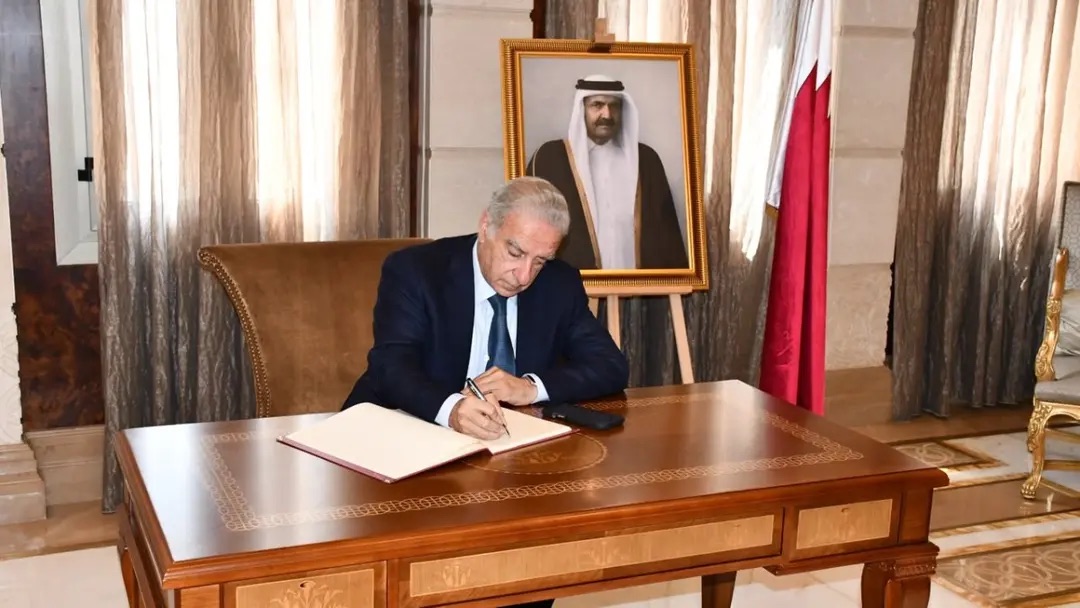 فرعون زار سفارة قطر معزيًا