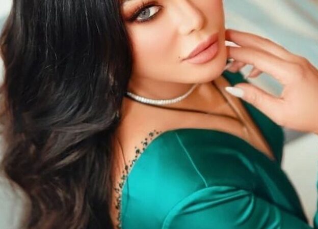 فساتين سهرة من وحي إطلالات هيفاء وهبي.. ألوان ساحرة وتصاميم مميزة تُشكّل هويتها في عالم الموضة