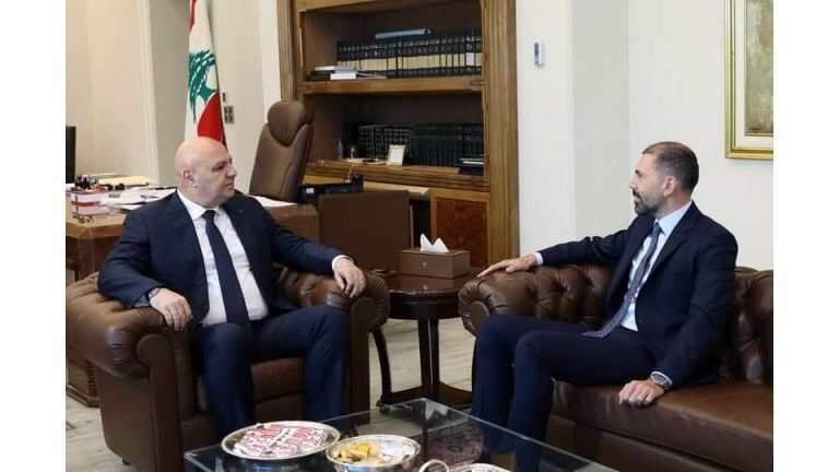 الرئيس عون بحث مع النائب الخير نتائج زيارته روما واتفاق الإطار والعفو العام وقضية الشاب خالد ملص المخطوف في أوستراليا