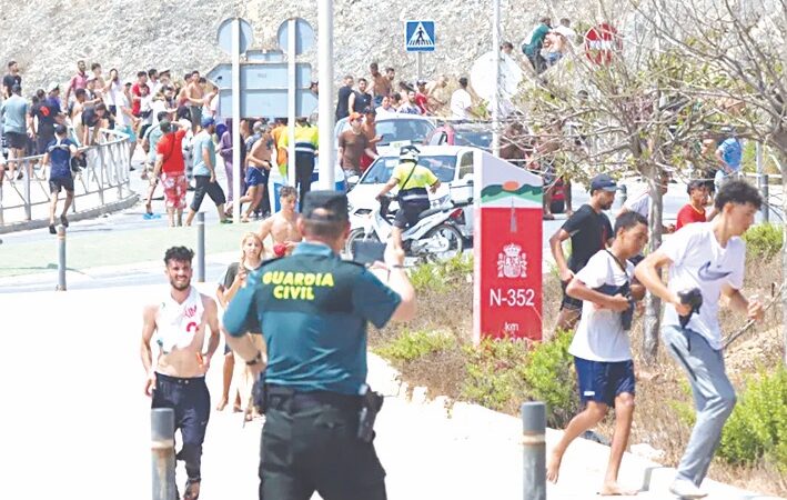مطالبات أوروبية بإخراج إسبانيا من «شنغهن»