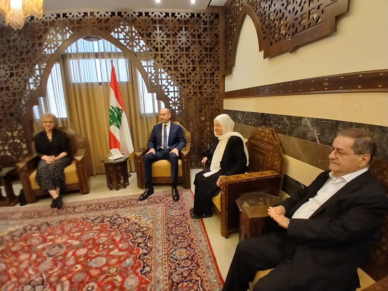 كنعان بحث مع السفير الأوسترالي في الوضع العام والملفات الإصلاحية