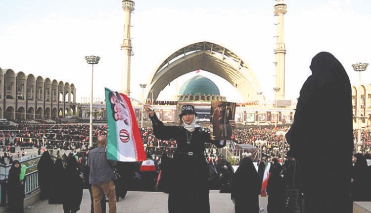 طهران: صعوبة الصمود أمام حملة خنق الاقتصاد