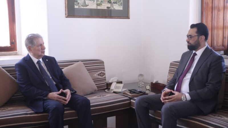 الرئيس الجميل استقبل الهزاع : لتكن العلاقات بين لبنان وسوريا على أسس الندية والإحترام المتبادل