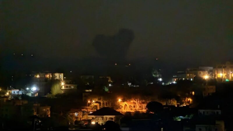 جرف منازل وغارات وتفجيرات عنيفة&nbsp;