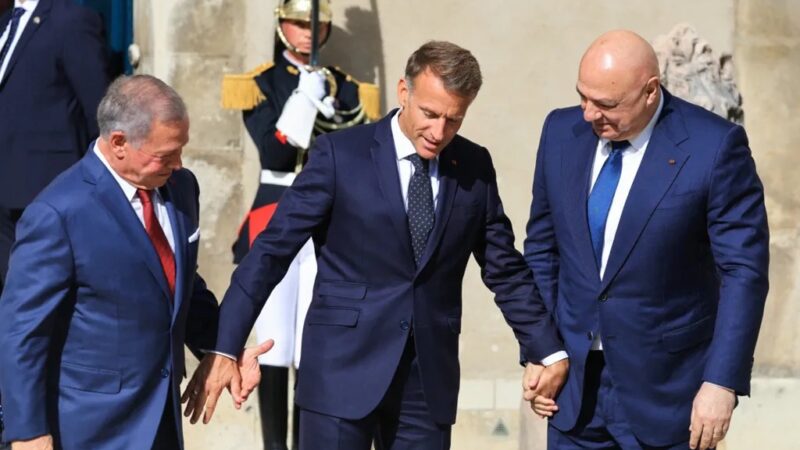 اجتماع ثلاثي بين عون وعبدالله الثاني وماكرون دعماً لجهود لبنان لضمان أمنه وتعزيز سيادته&nbsp;