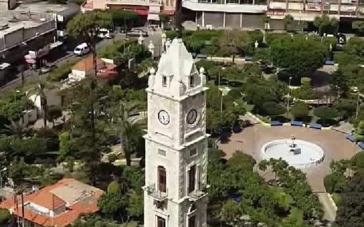 فليسمع القاصي والداني، وليسمع كل أركان الدولة، من رأس الهرم إلى أصغر موقع مسؤولية، وكل من يريد أن يسمع، وكل من اختار ألا يسمع«والله طرابلس لا تطلب معروفاً، طرابلس تطالب بحقها»