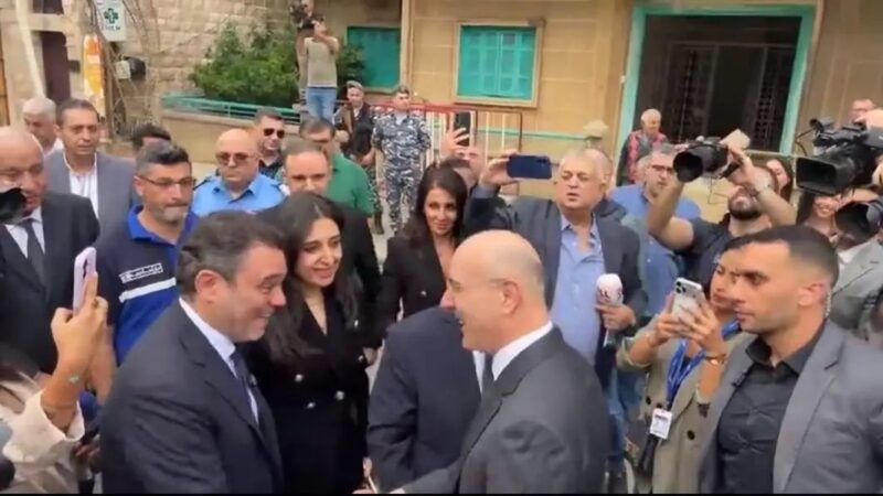الحجار خلال زيارة تفقدية في جونية: الدولة إلى جانب أهالي كسروان وجبيل